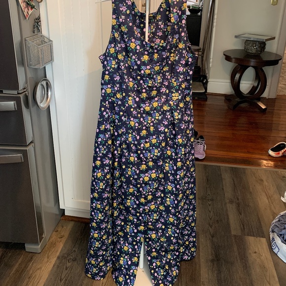 Chadwick’s sleeveless button‎ down floral dress. Worn a few times - Picture 1 of 5